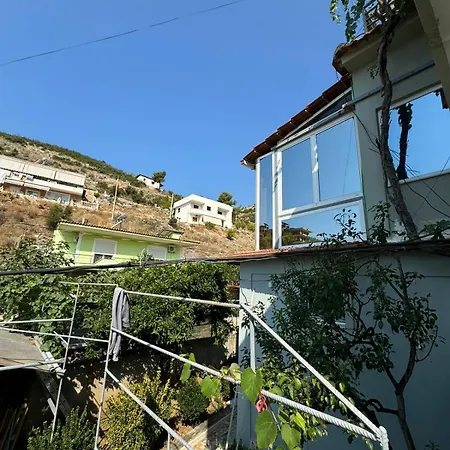 Miri Apartment *