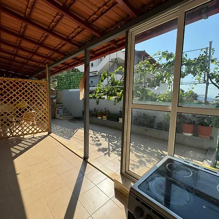 Apartment Miri Sarande